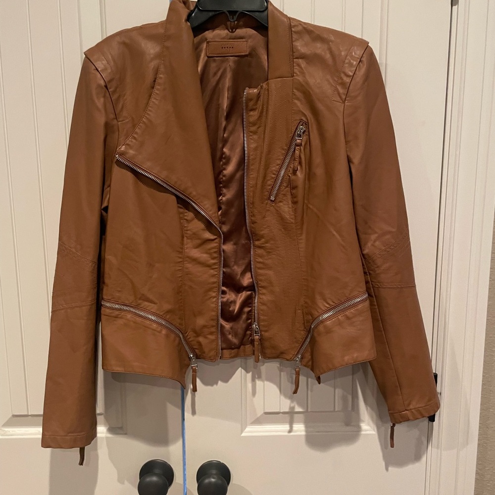 BlankNYC leather jacket in camel size large excellent condition